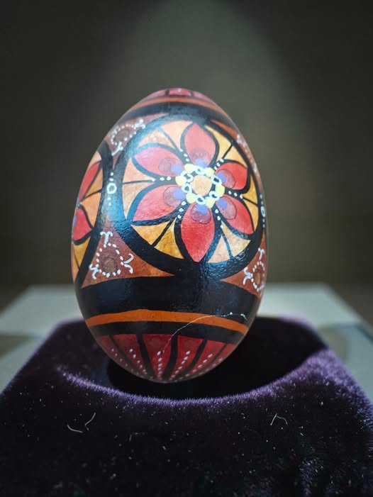 Khokhloma Egg