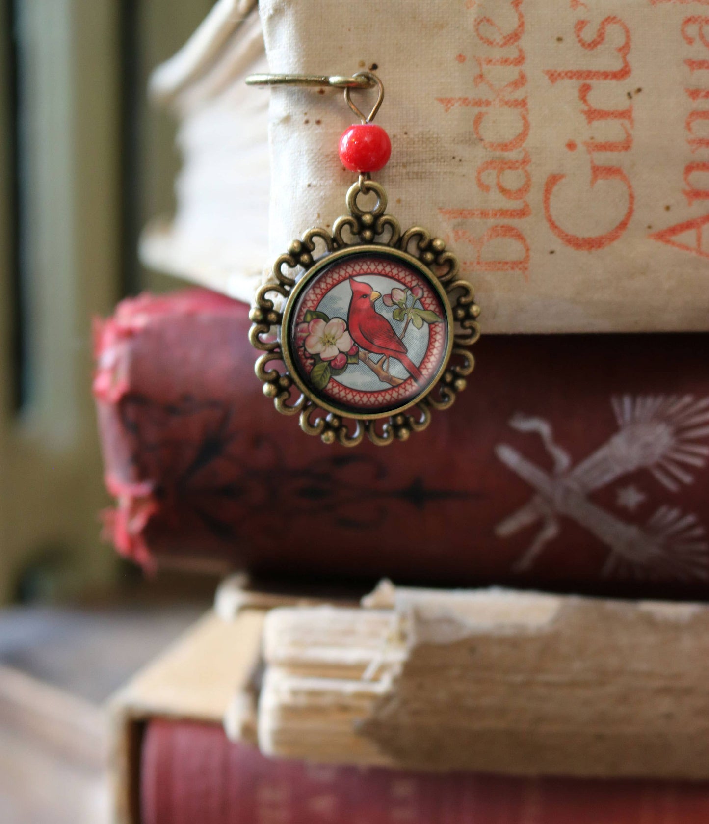 Cardinal Bird Vintage Inspired Bronze and Glass Bookmark