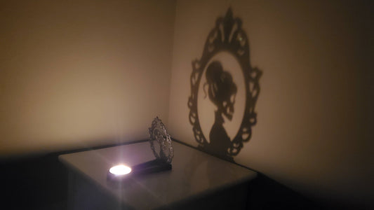 KeaLite Lady Skull Cameo Shadow Caster and KeaLite Stand